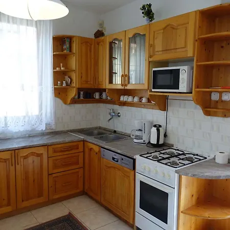 Ferienhaus In Balatonmariafürdo 19325 Balatonmáriafürdő